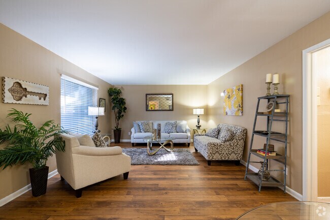 2 Beds • 2 Bath 721 floor plan