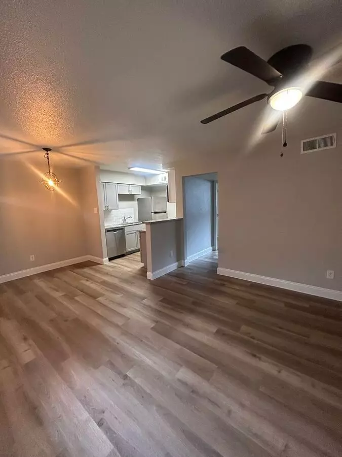 1 Bed • 1 Bath 109 floor plan