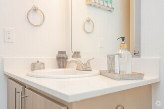 1 Bed • 1 Bath 2-1916 floor plan