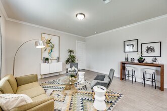 B1-Willow Makore-1330 floor plan