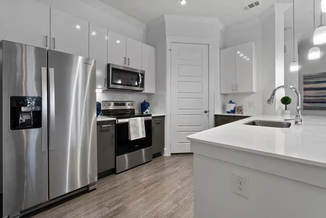 B2-Skyline 13-13207 floor plan