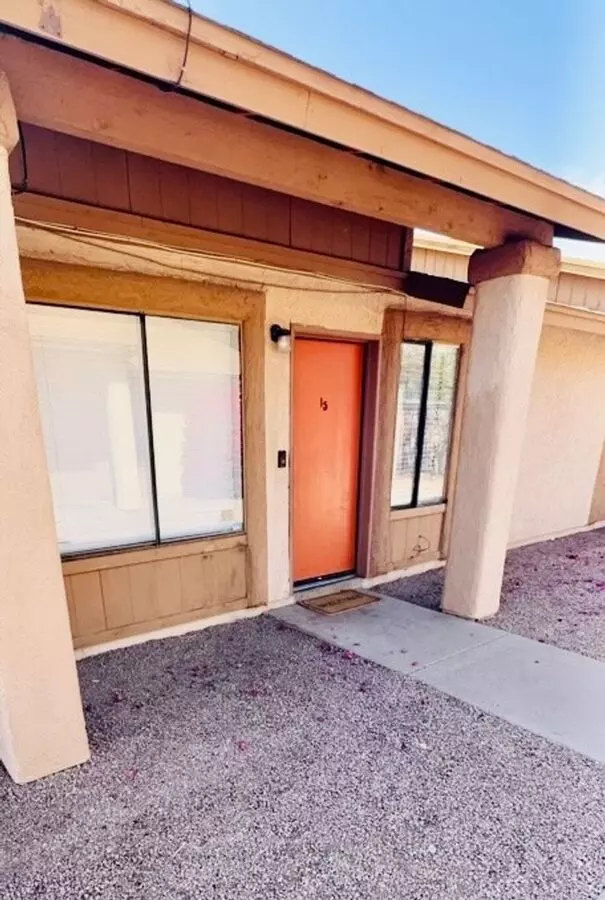 2 Beds • 1 Bath 15 floor plan