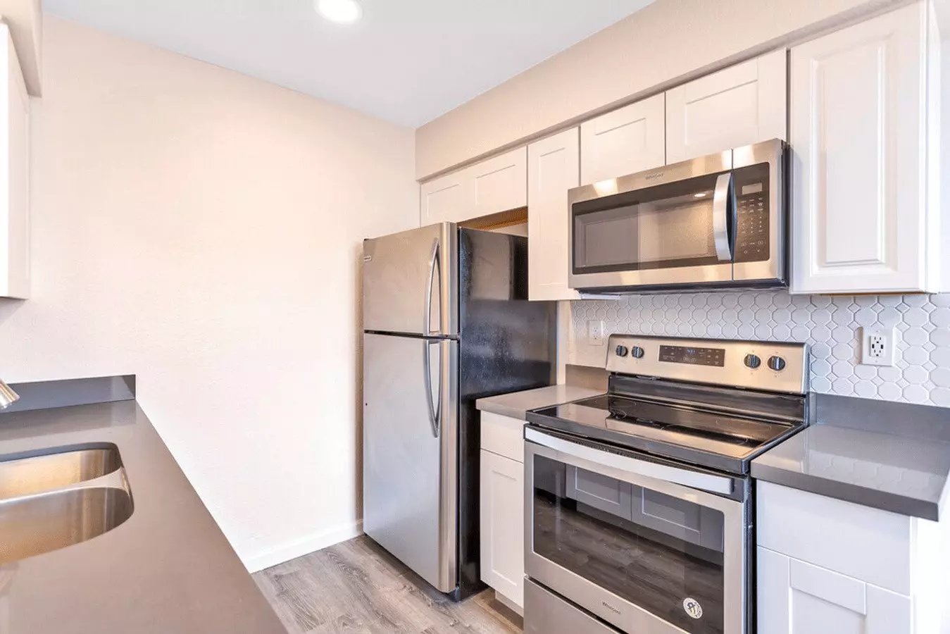 2 bedroom, 2 baths floor plan