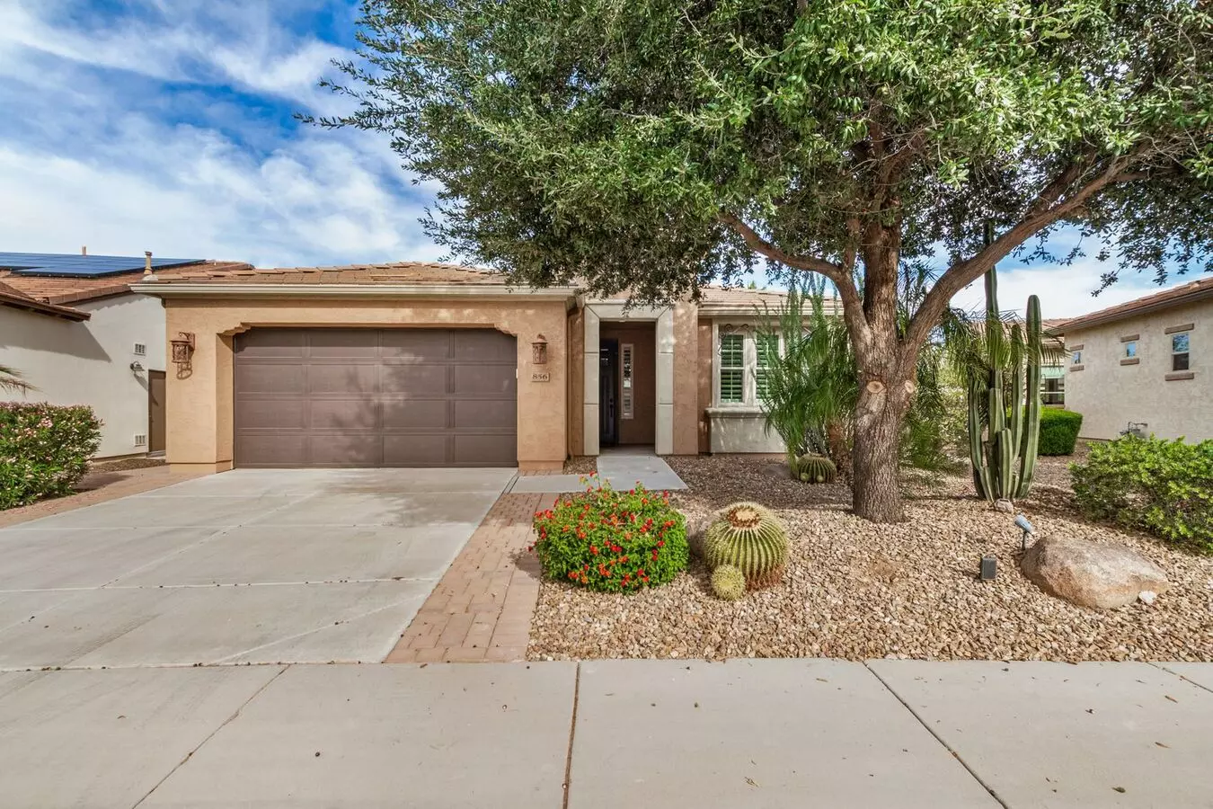2 Beds • 2 Baths floor plan