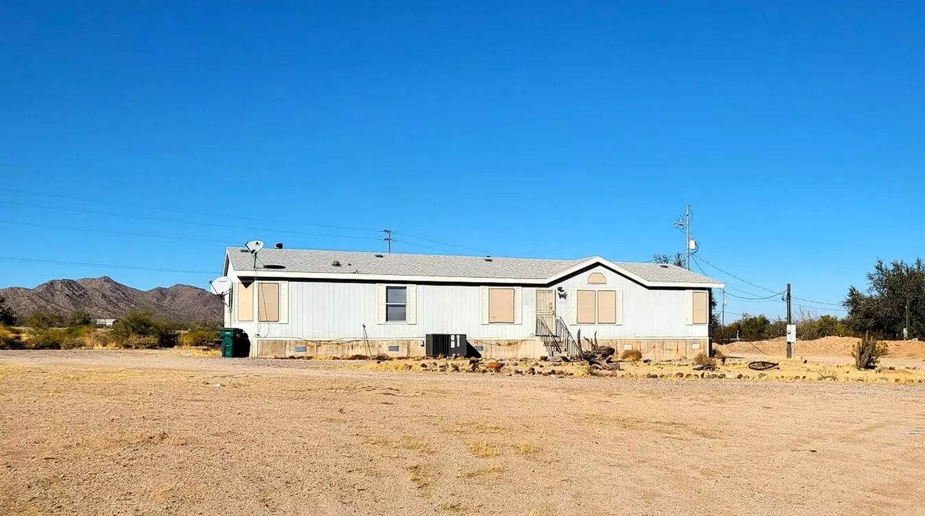4 Beds • 2 Baths floor plan