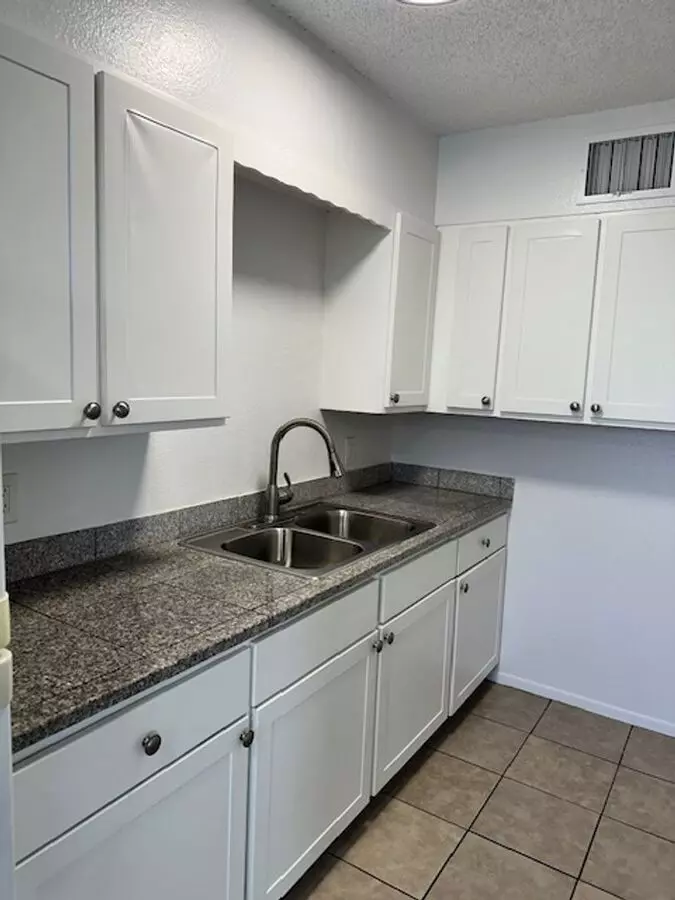1 Bed, 1 Bath Model floor plan