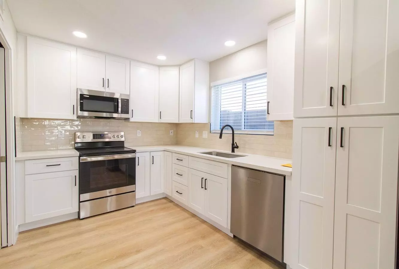 3 Beds • 2 Bath - floor plan