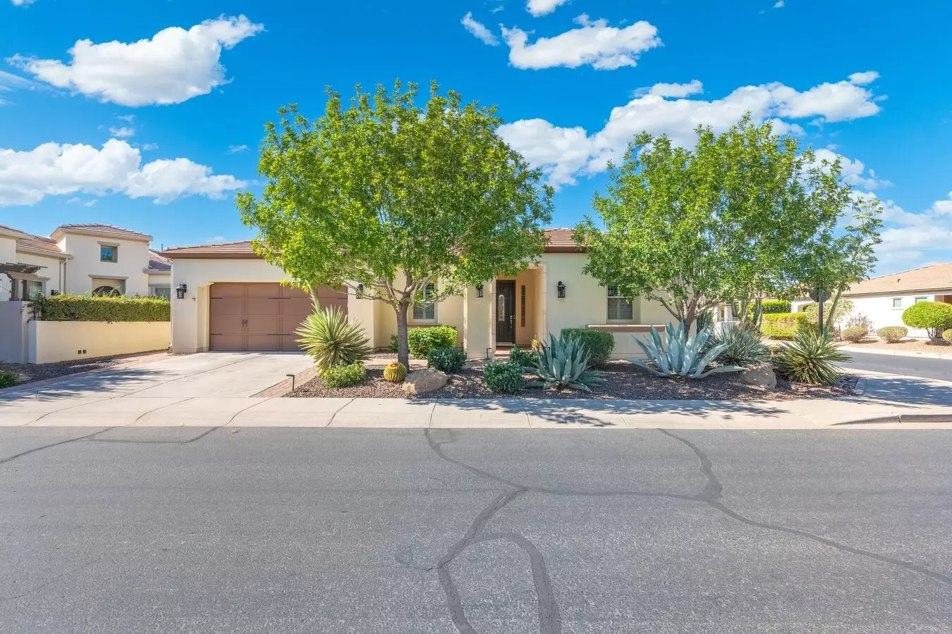 2 Beds • 2 Bath floor plan