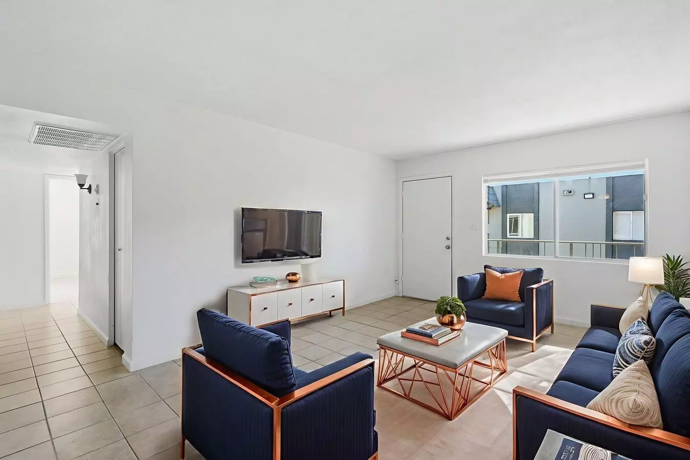 2 Beds • 1 Bath 56 floor plan