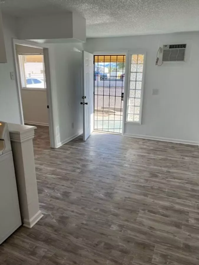 1 Bed, 1 Bath Model 5 floor plan