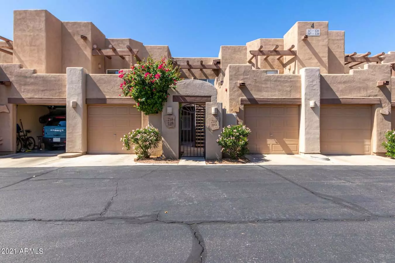 2 Beds • 2 Baths floor plan