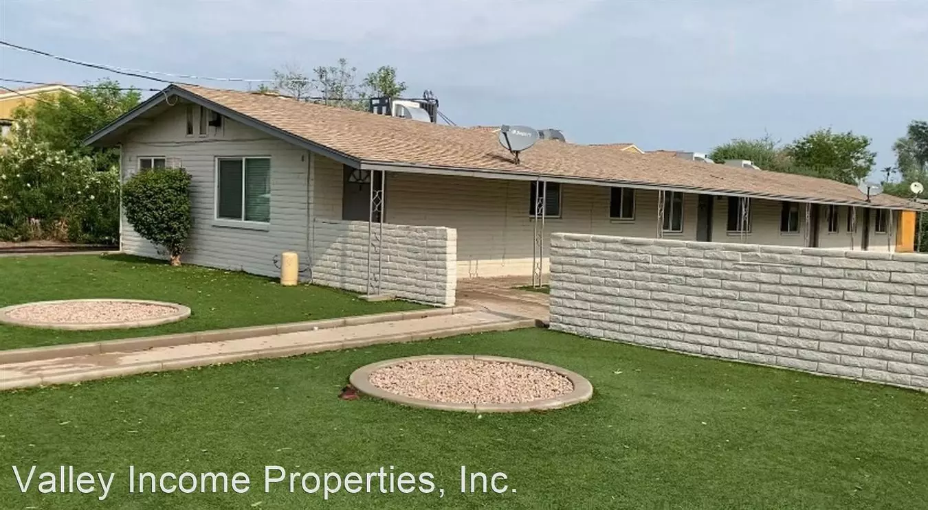 2 Beds • 1 Bath 10 floor plan