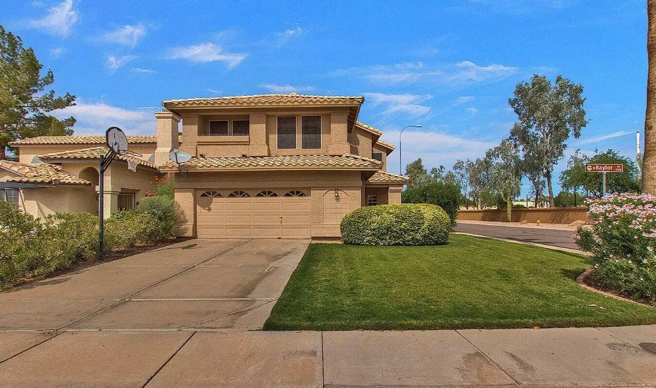 5 Beds • 3 Baths floor plan