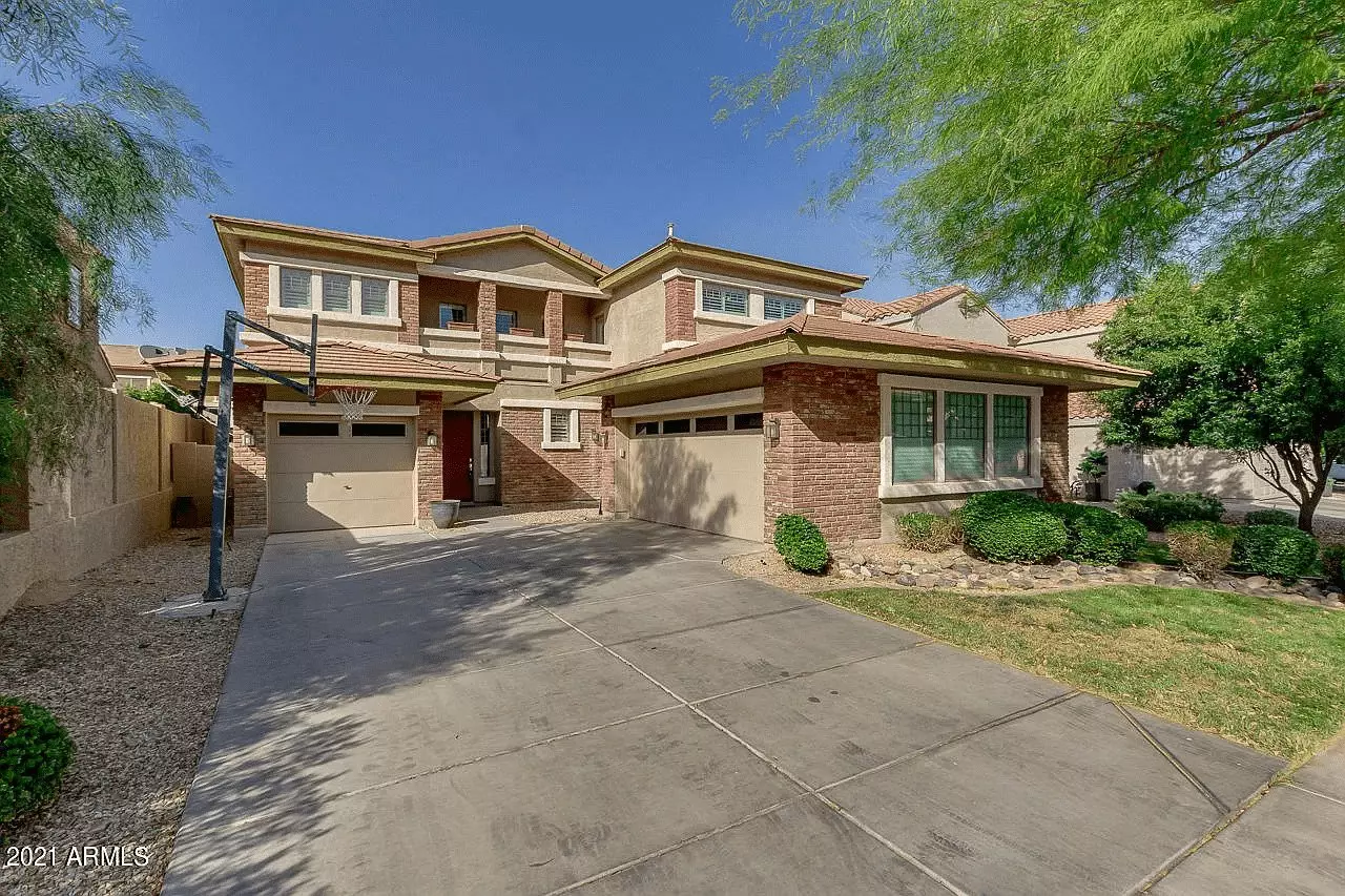 4 Beds • 2 Bath floor plan