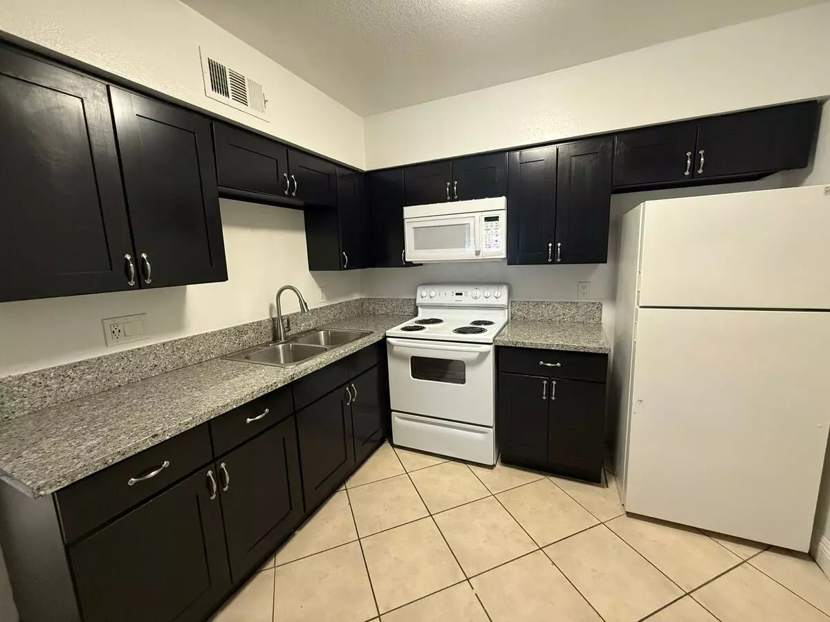 2BR/1.0BA 112 floor plan