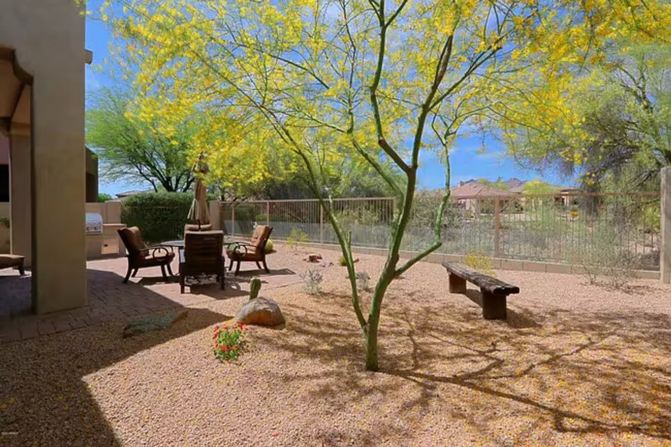 2 Beds • 2 Baths floor plan