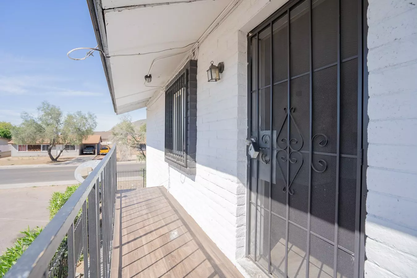 2 Beds • 1 Bath floor plan