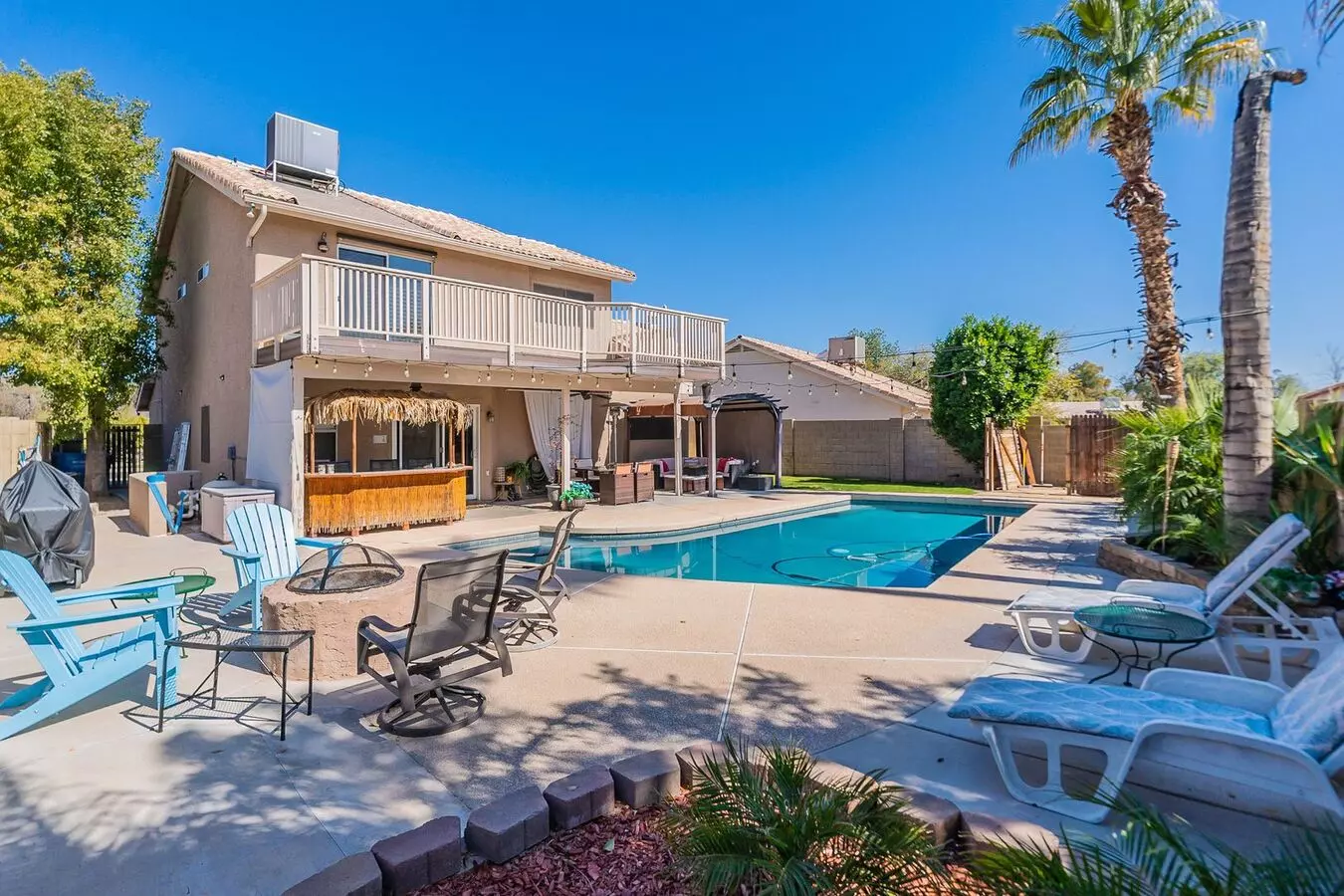 2 Beds • 2 Bath - floor plan
