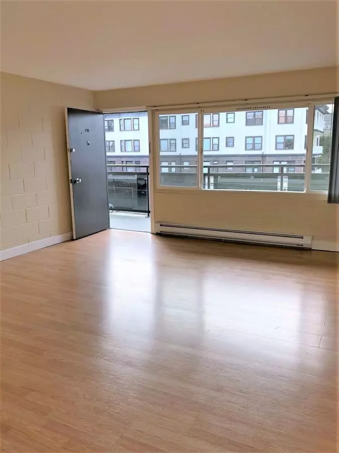 Unit 301 001 floor plan