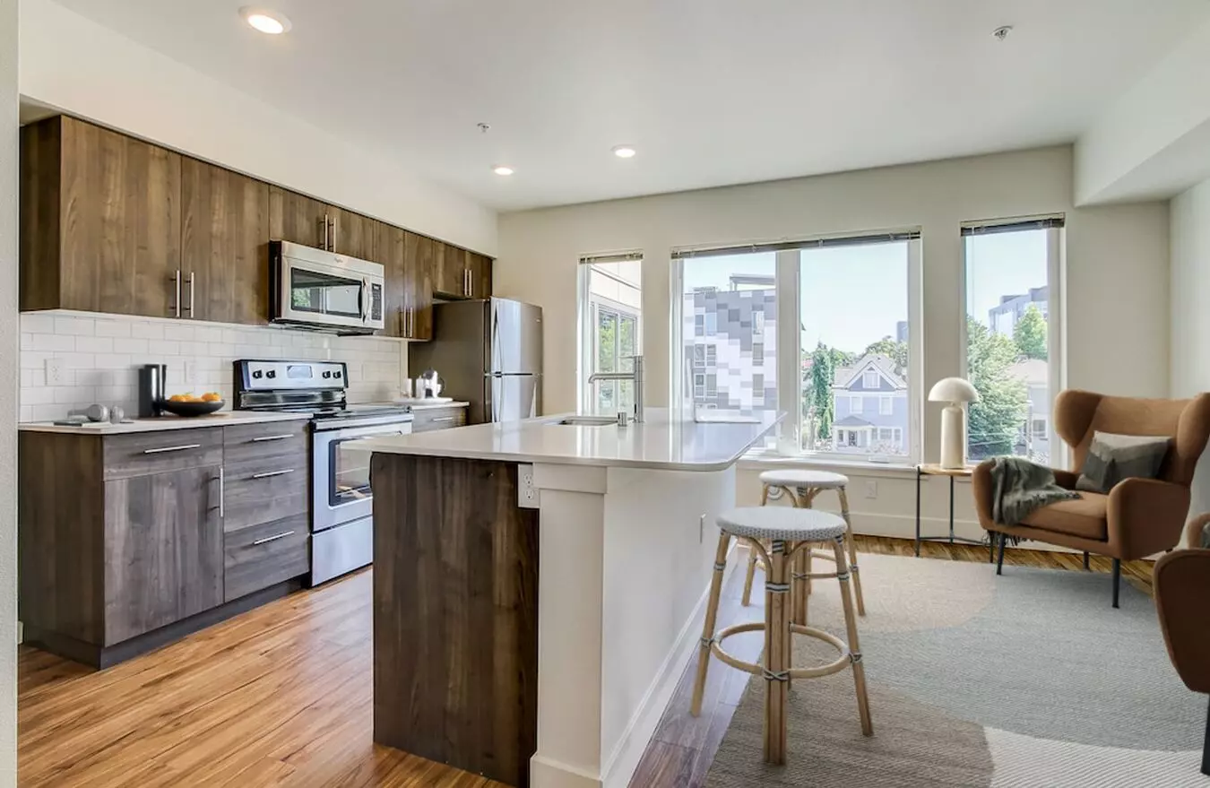 Charming Studio Overlooking Capitol Hill 301 floor plan