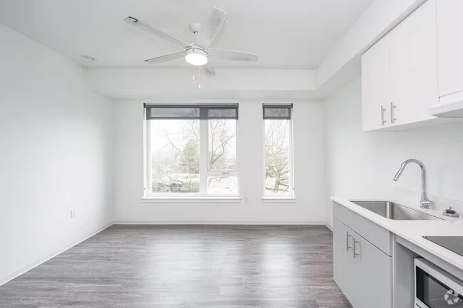 Studio-M1 612 floor plan