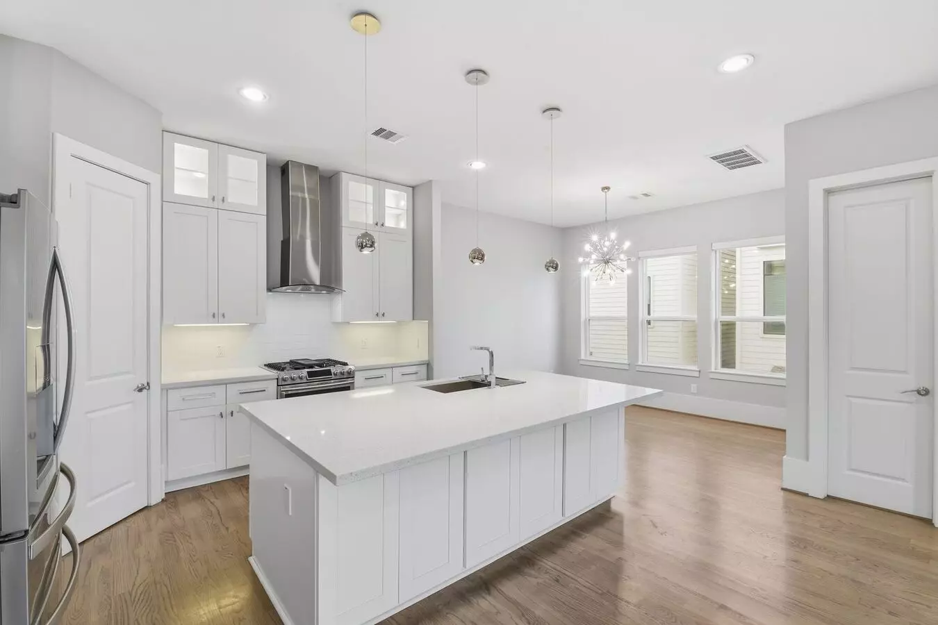 3 Beds • 3 Bath - floor plan