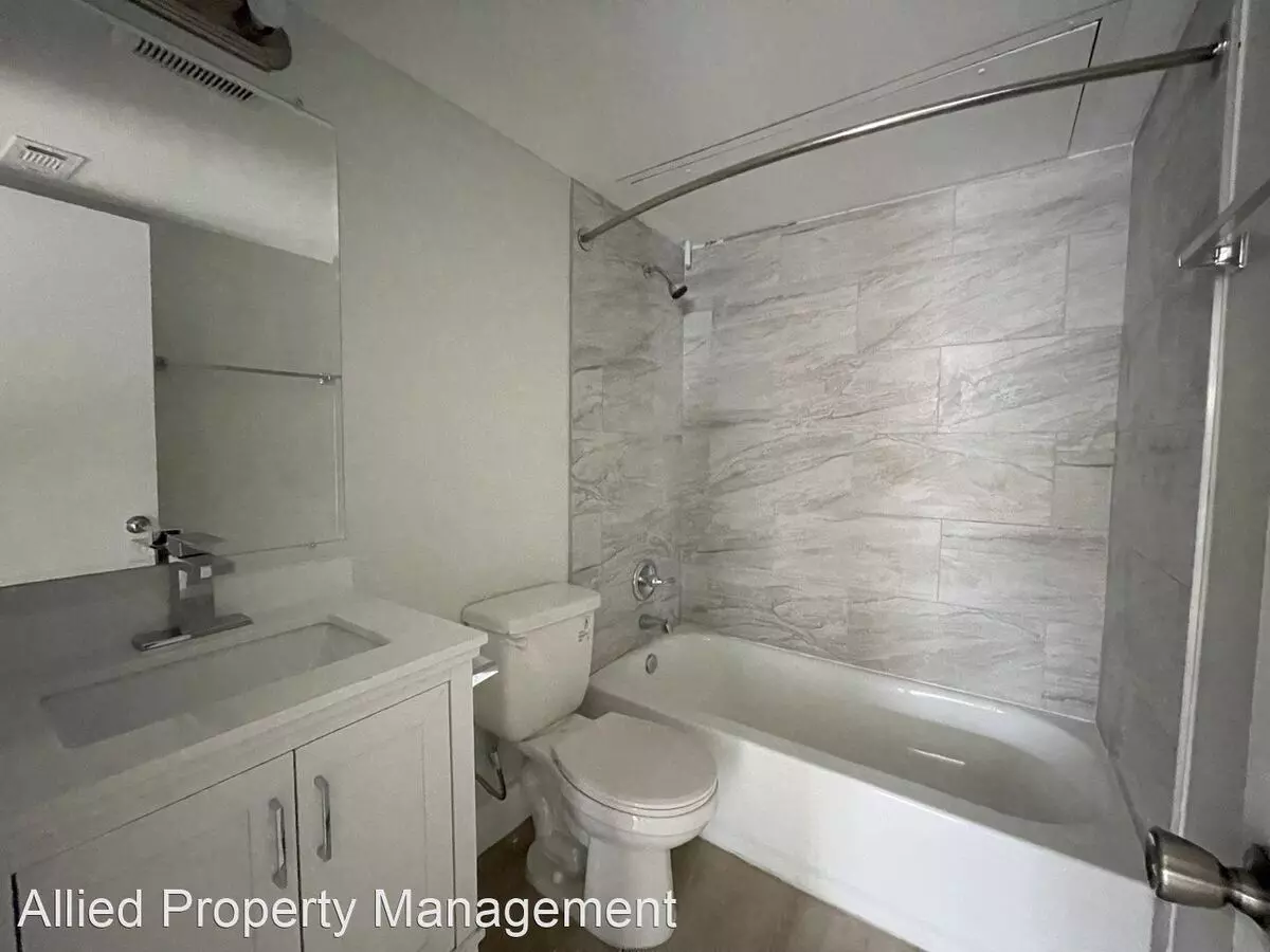 1 Bed • 1 Bath floor plan