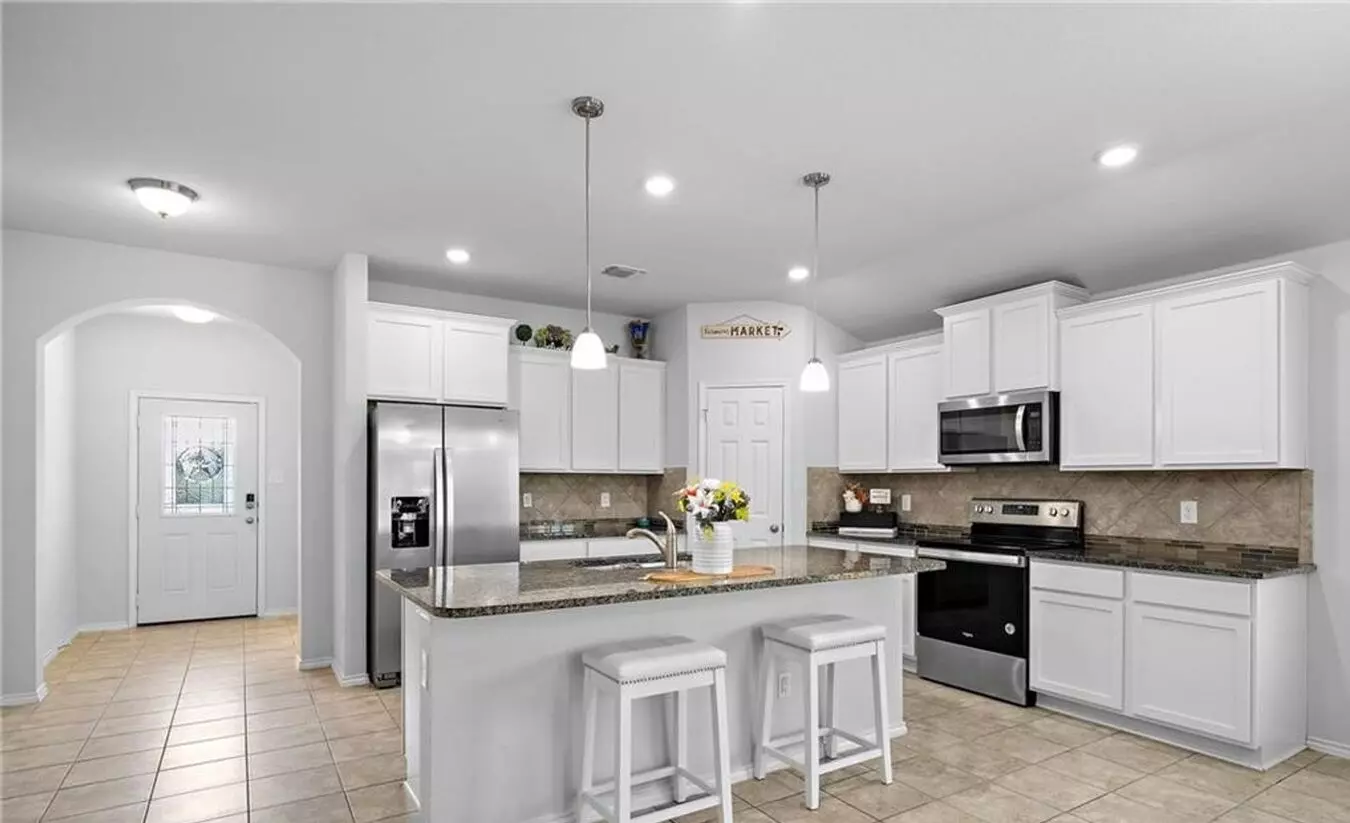 4 Beds • 2 Baths floor plan
