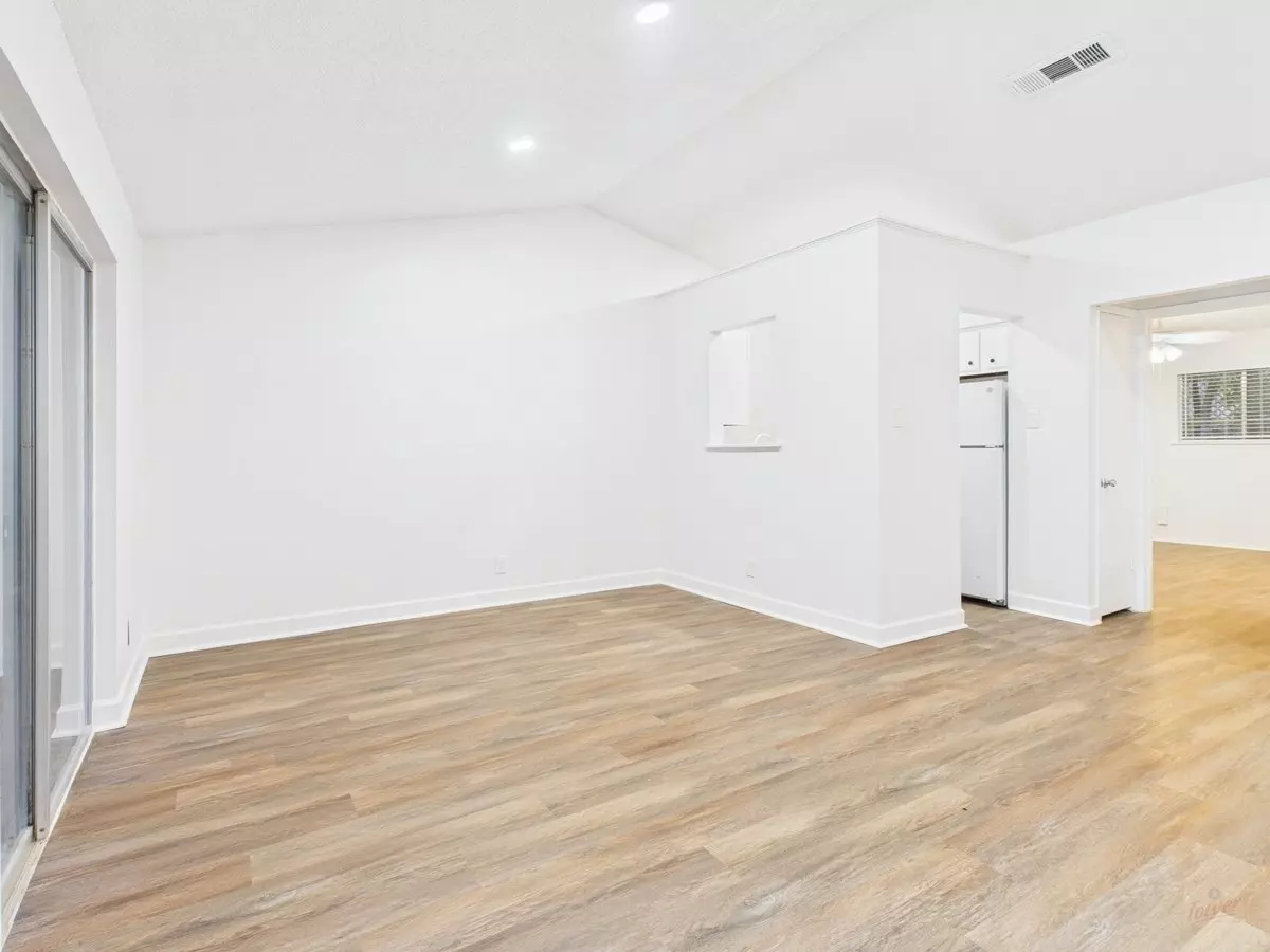 1 Bed • 1 Bath 2 floor plan