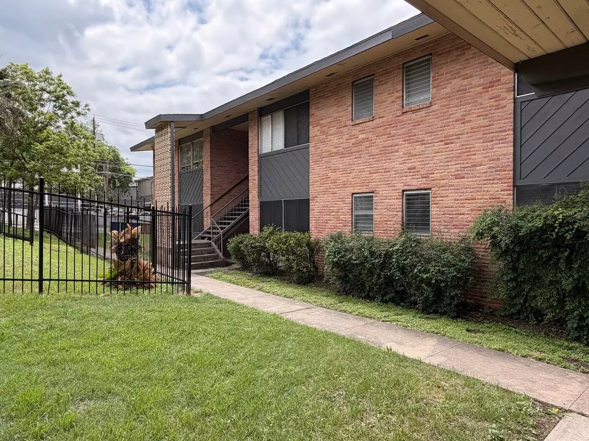 1 Bed • 1 Bath 103 floor plan