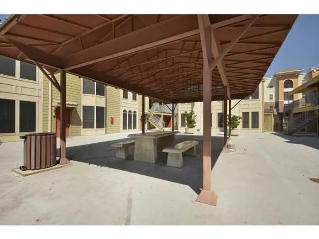 1BR/1BA floor plan