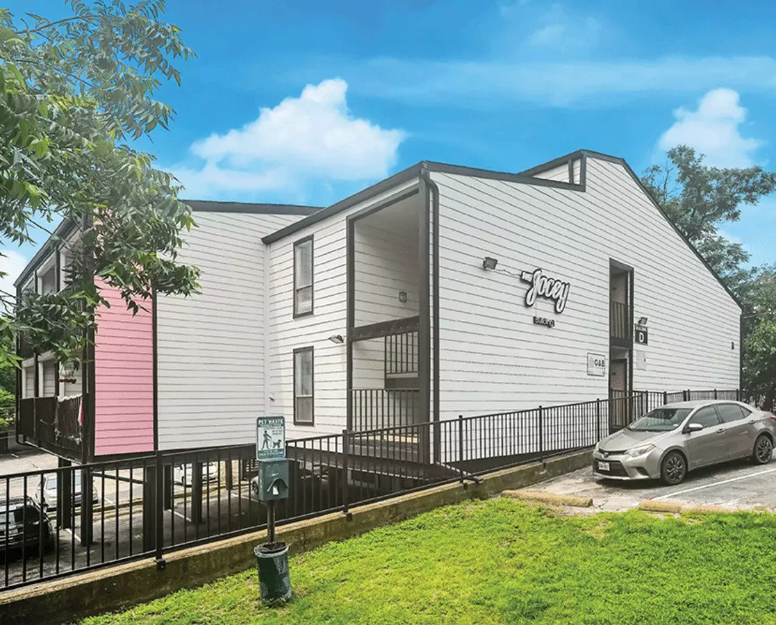 1 Bed • 1 Bath - floor plan