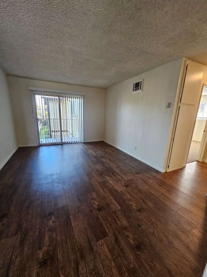 2 Beds, 1 Bath Model floor plan
