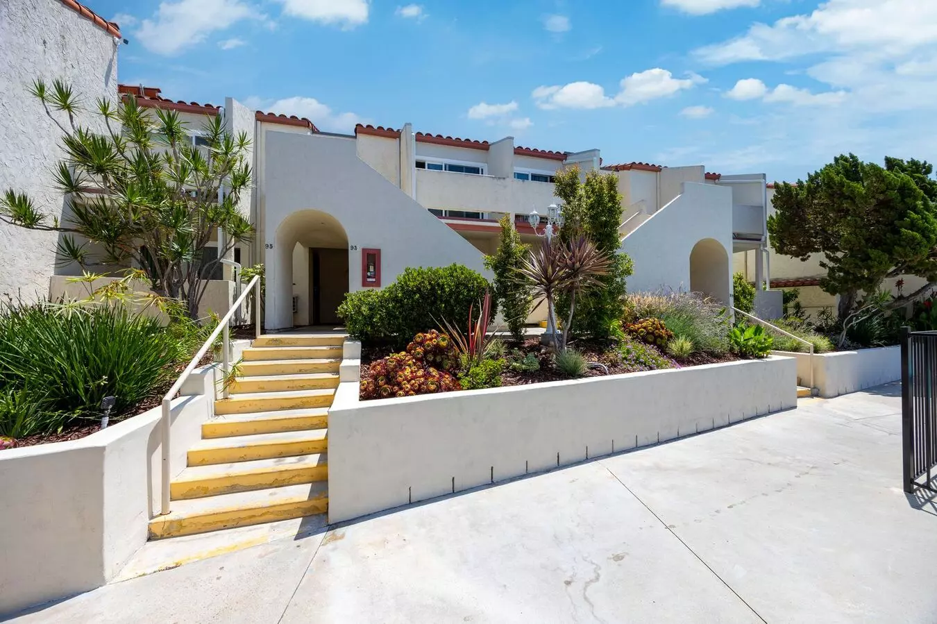 1 Bed • 1 Bath 074 floor plan