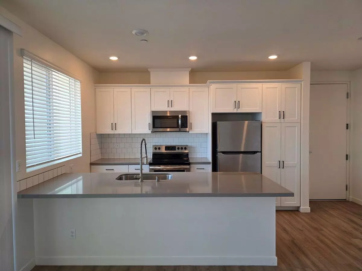 2 Beds • 2 Bath 310-303 floor plan