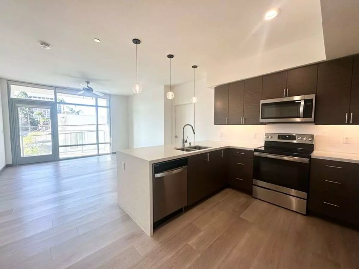 2 Beds • 2 Bath 518 floor plan