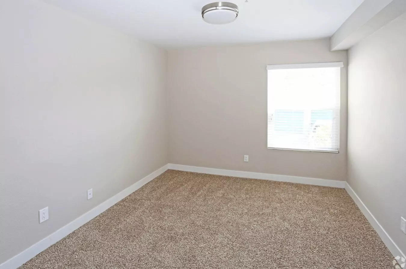 1/1 Standard floor plan