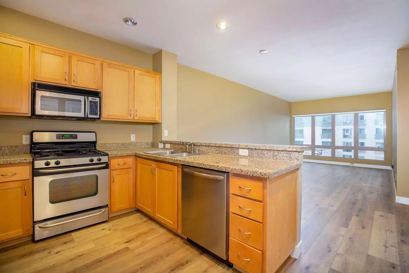 2 Beds • 2 Bath - floor plan