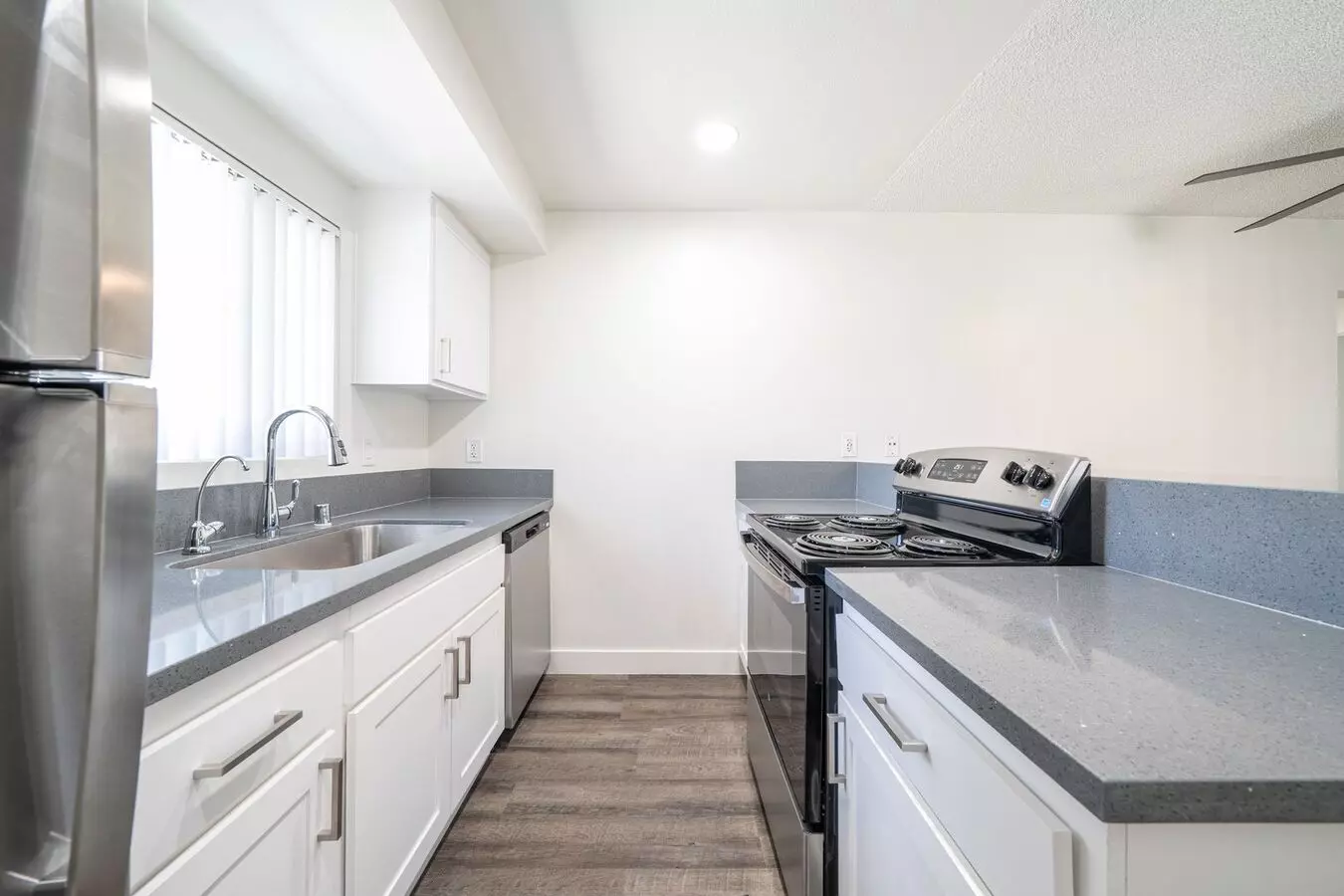 2 Beds • 1 Bath 314-12 floor plan