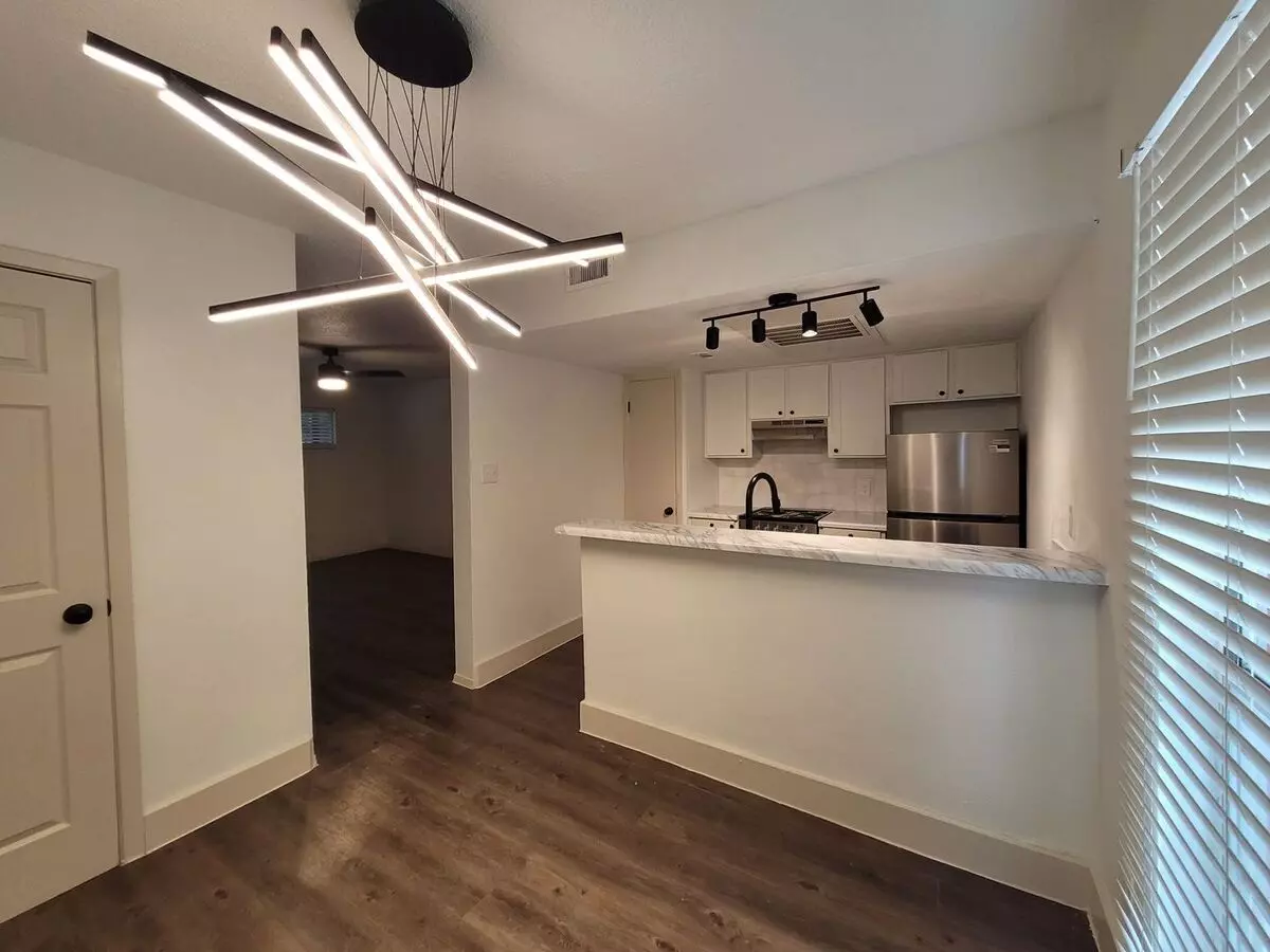 2BR/1.0BA 202 floor plan