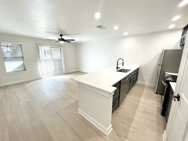 Unit 120 120 floor plan