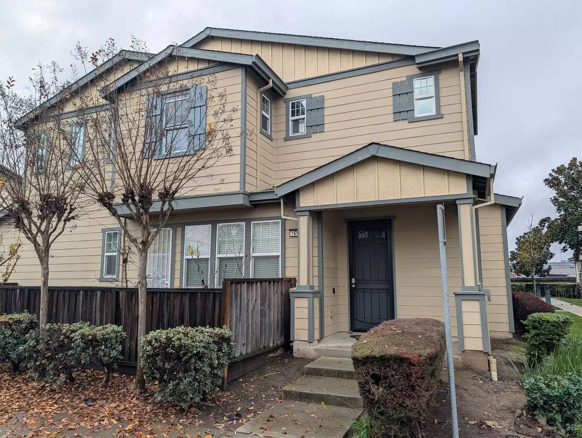 4BR/3BA - floor plan