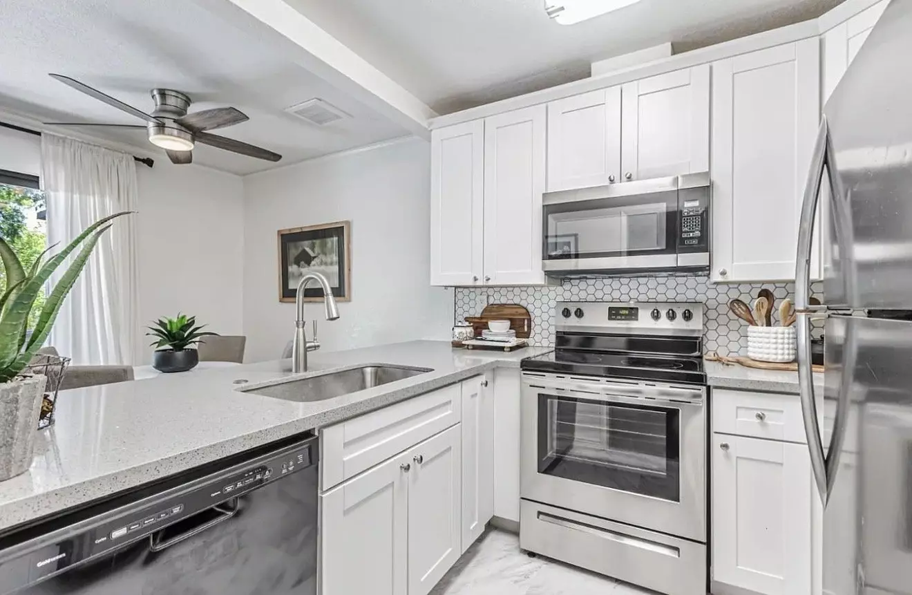 1BR/1BA floor plan