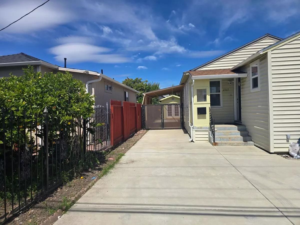 3 Beds • 1 Bath floor plan