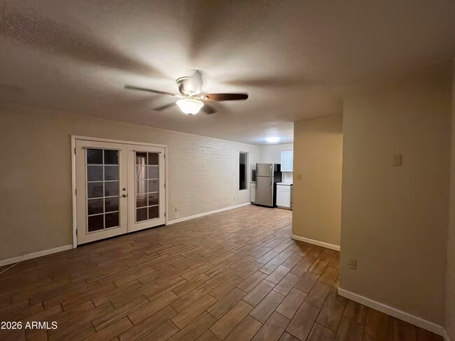 521 W 10th St Tempe, AZ 85281 photo 3
