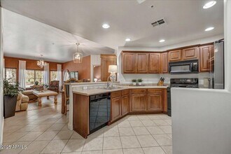 5450 E Deer Valley Dr Phoenix, AZ 85054 photo 3