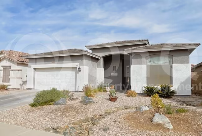 6420 W Lucia Dr Phoenix, AZ 85083 photo 2