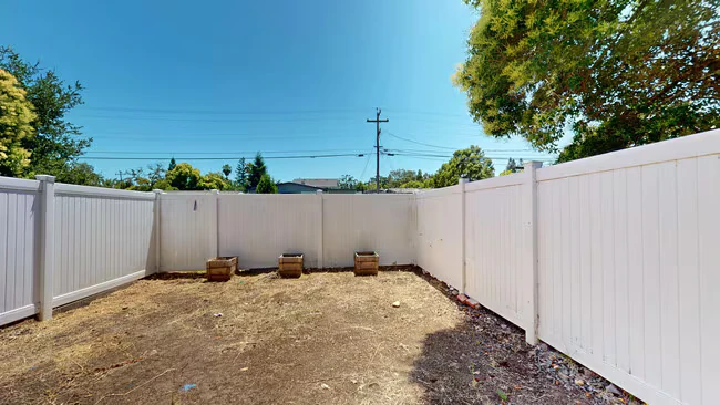 15487 Marty Dr Glen Ellen, CA 95442 photo 5