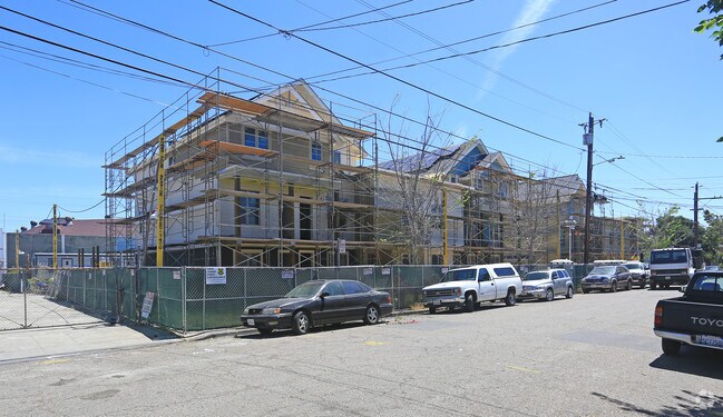 Everett St 1537 photo 3