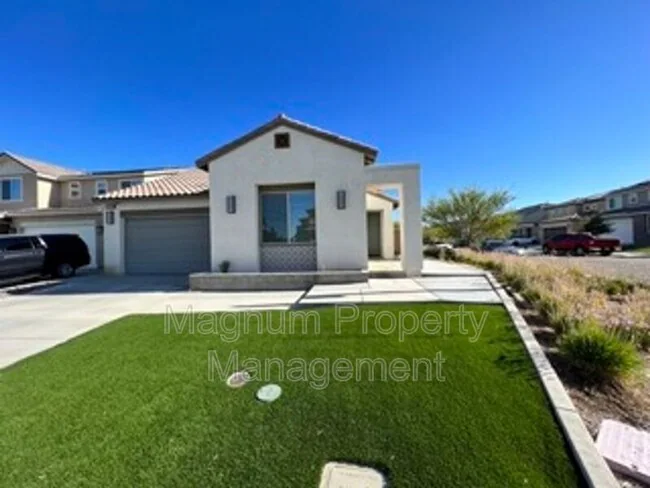 30960 Falling Star Pl Murrieta, CA 92563 photo 2